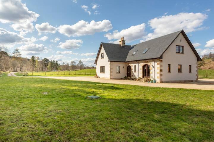 Dalmunach House 阿伯劳尔 外观 照片
